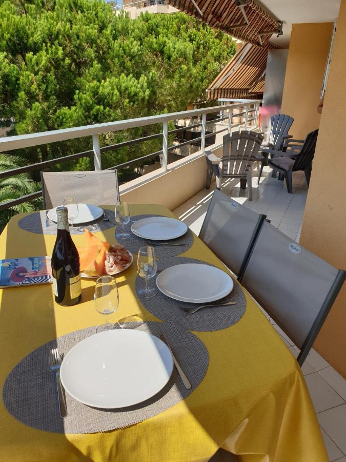 Appartamento T2, Piscine, Parking, Plages à 200m Fréjus